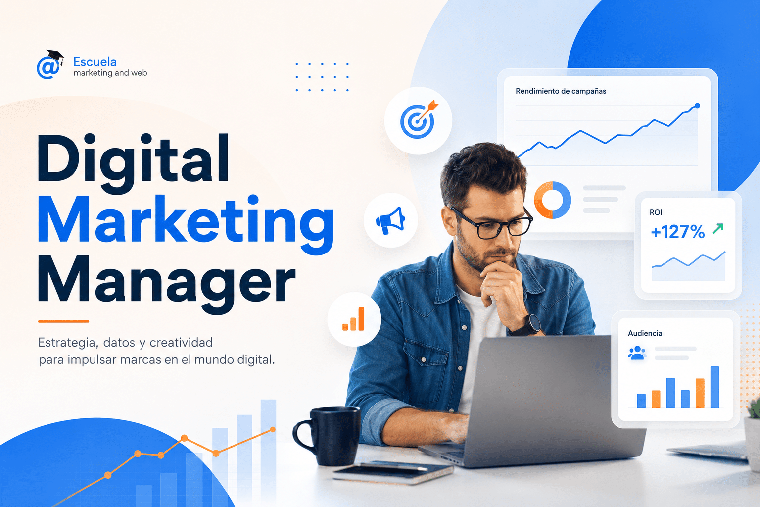 Digital Marketing Manager analizando campañas, audiencia y resultados de marketing digital en un ordenador portátil.